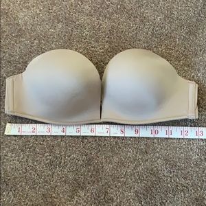 Victoria’s Secret Very Sexy Bombshell Bra 32B